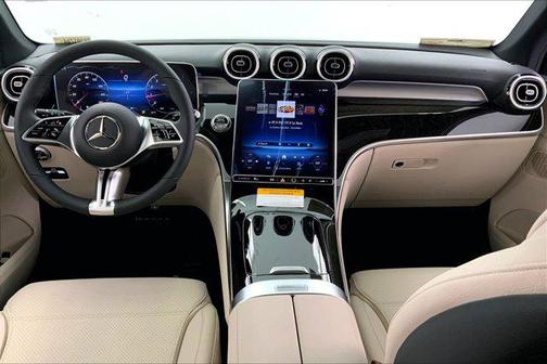 2025 Mercedes-Benz GLC 300 Base