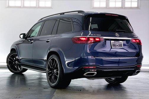 2025 Mercedes-Benz GLS 450 4MATIC