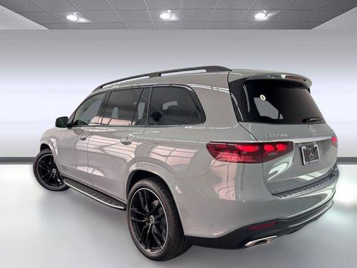 2025 Mercedes-Benz GLS 580 4MATIC