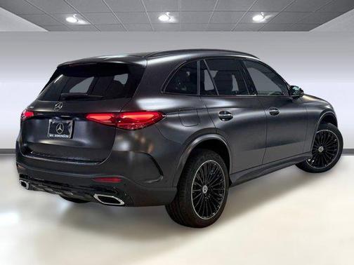 2026 Mercedes-Benz GLC 300 Base