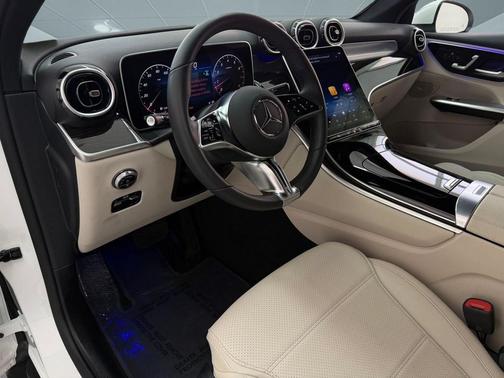 Polar White 2026 Mercedes-Benz GLC 300 Base