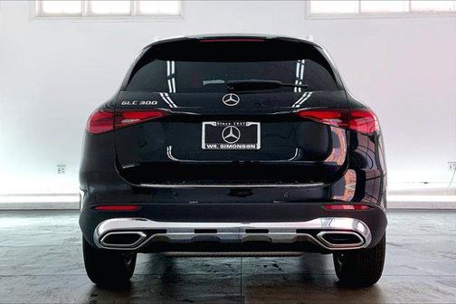 2025 Mercedes-Benz GLC 300 Base