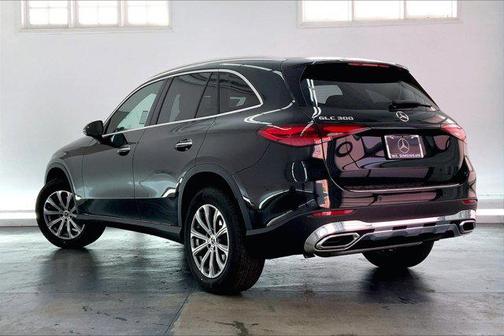 2025 Mercedes-Benz GLC 300 Base