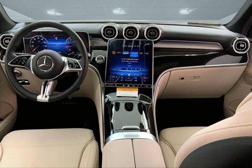 2025 Mercedes-Benz GLC 300 Base