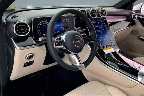 2025 Mercedes-Benz GLC 300 Base