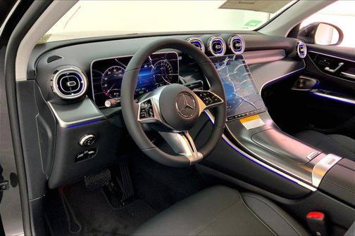 2025 Mercedes-Benz GLC 350e Base