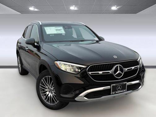 2026 Mercedes-Benz GLC 300 Base