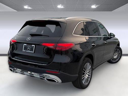 2026 Mercedes-Benz GLC 300 Base