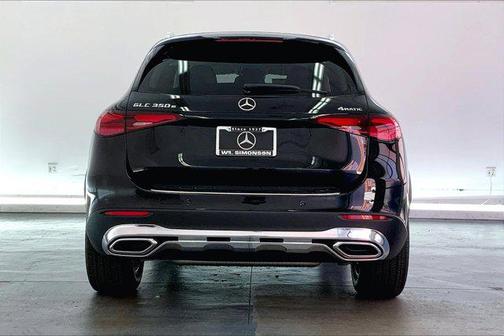 2025 Mercedes-Benz GLC 350e Base
