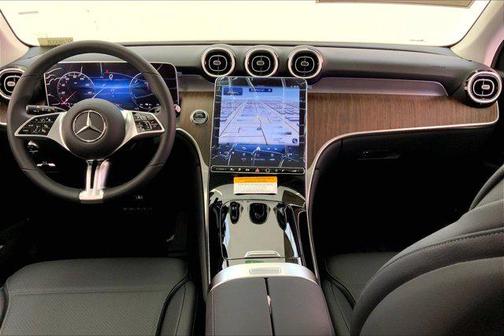 2025 Mercedes-Benz GLC 350e Base