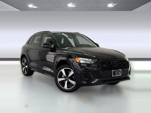 Mythos Black Metallic 2022 Audi Q5 45 S line Premium Plus