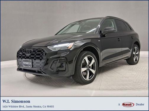 Mythos Black Metallic 2022 Audi Q5 45 S line Premium Plus