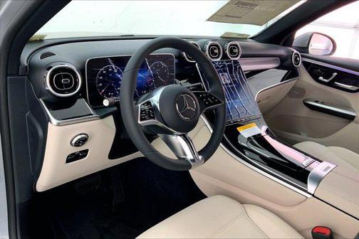 2025 Mercedes-Benz GLC 300 Base