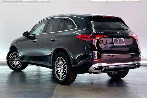 2025 Mercedes-Benz GLC 300 Base