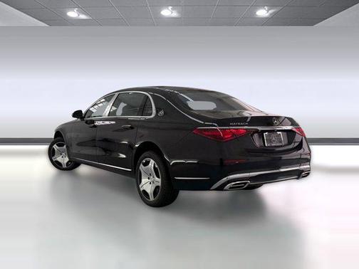 Obsidian Black Metallic 2026 Mercedes-Benz Maybach S 580 4MATIC