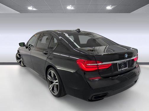 2019 BMW 750 I