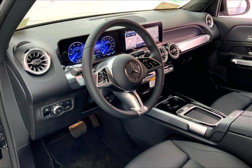 2025 Mercedes-Benz EQB 300 4MATIC