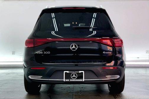 2025 Mercedes-Benz EQB 300 4MATIC