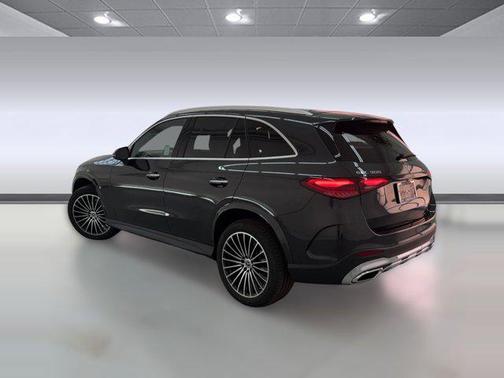 2026 Mercedes-Benz GLC 300 Base