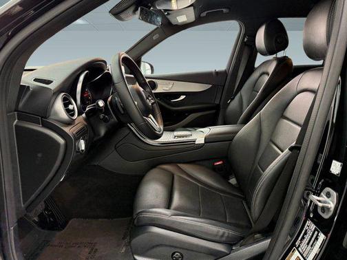 2022 Mercedes-Benz GLC 300 Base