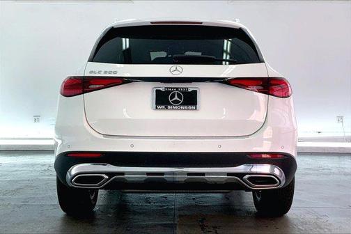 2025 Mercedes-Benz GLC 300 Base
