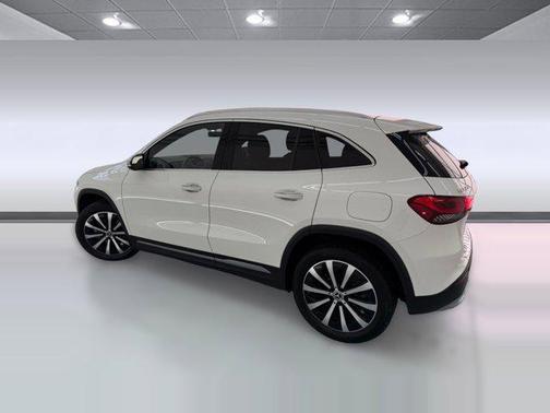 2023 Mercedes-Benz GLA 250 Base