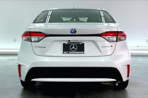 2022 Toyota Corolla Hybrid LE
