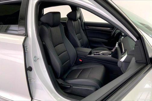 2022 Honda Accord Hybrid Base