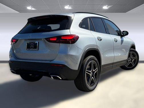 2026 Mercedes-Benz GLA 250 4MATIC