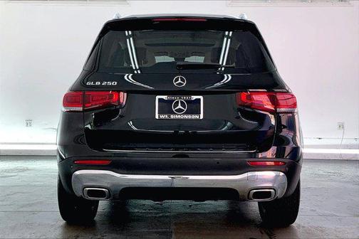 2022 Mercedes-Benz GLB 250 Base