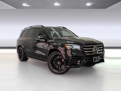 Obsidian Black Metallic 2026 Mercedes-Benz GLS 450 4MATIC
