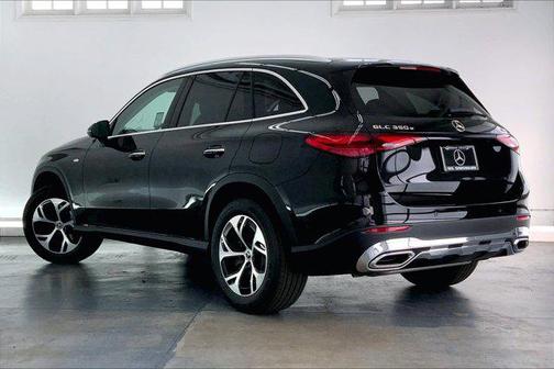 2025 Mercedes-Benz GLC 350e Base