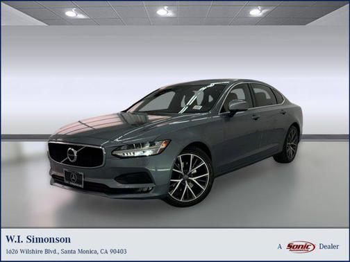 2018 Volvo S90 T5 Momentum