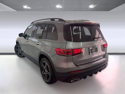 2022 Mercedes-Benz GLB 250 Base