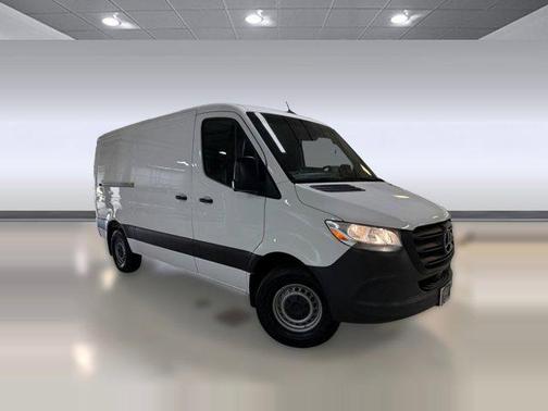 2025 Mercedes-Benz Sprinter 2500 Standard Roof