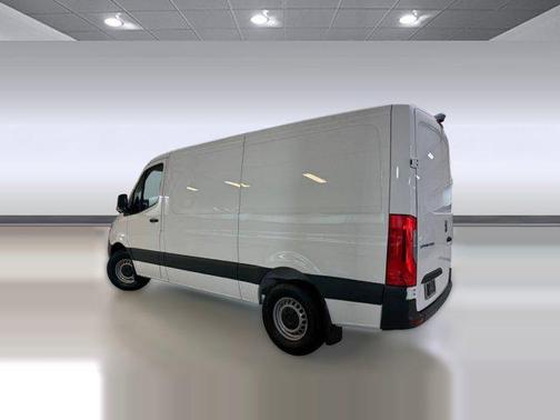 2025 Mercedes-Benz Sprinter 2500 Standard Roof