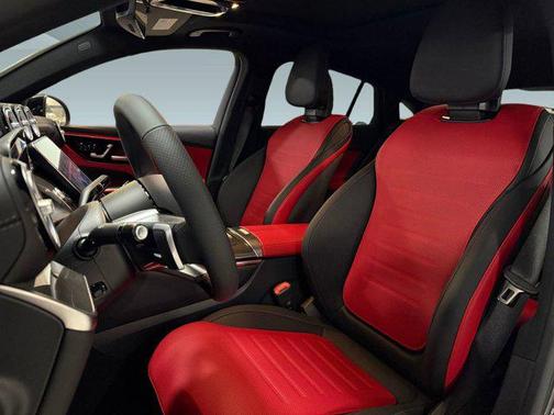 2025 Mercedes-Benz GLC 300 4MATIC Coupe