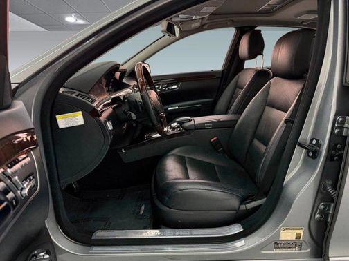Palladium Silver 2011 Mercedes-Benz S-Class S 550