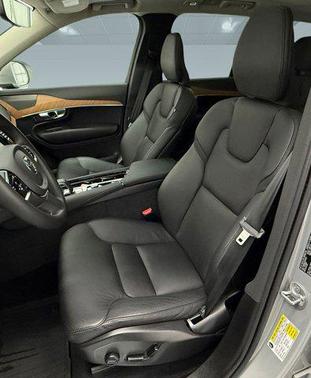 2024 Volvo XC90 Recharge Plug-In Hybrid T8 Plus Bright Theme 7-Seater