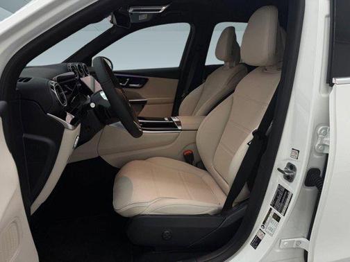 2026 Mercedes-Benz GLC 300 Base