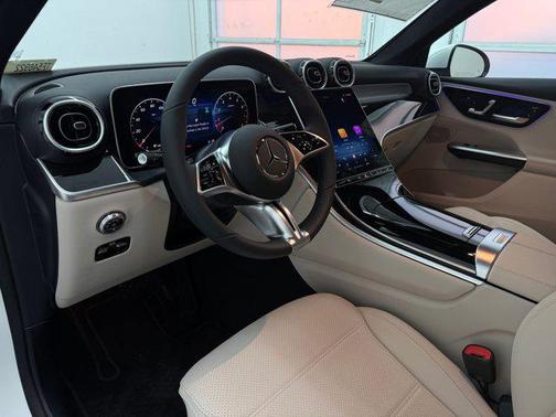 2026 Mercedes-Benz GLC 300 Base