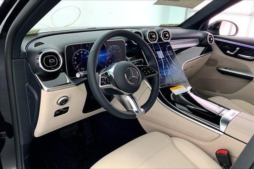 2025 Mercedes-Benz GLC 300 Base