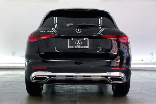 2025 Mercedes-Benz GLC 300 Base
