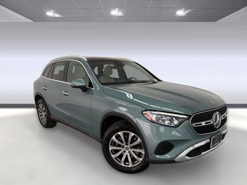 2025 Mercedes-Benz GLC 300 Base