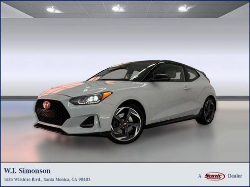 2019 Hyundai Veloster Base
