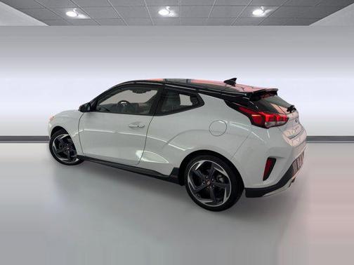 2019 Hyundai Veloster Base