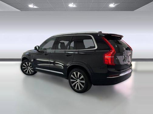 2025 Volvo XC90 B6 Plus 7-Seater
