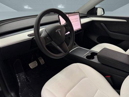 2024 Tesla Model Y Performance Dual Motor All-Wheel Drive