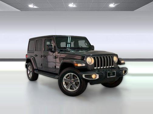 Granite Crystal Metallic Clearcoat 2023 Jeep Wrangler 4-Door Sahara 4x4