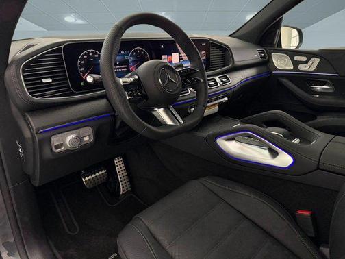 MANUFAKTUR Silicon Grey 2026 Mercedes-Benz GLS 450 4MATIC